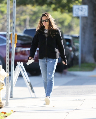 Out-and-About-Los-Angeles-with-Samuel-May-10-030.jpg