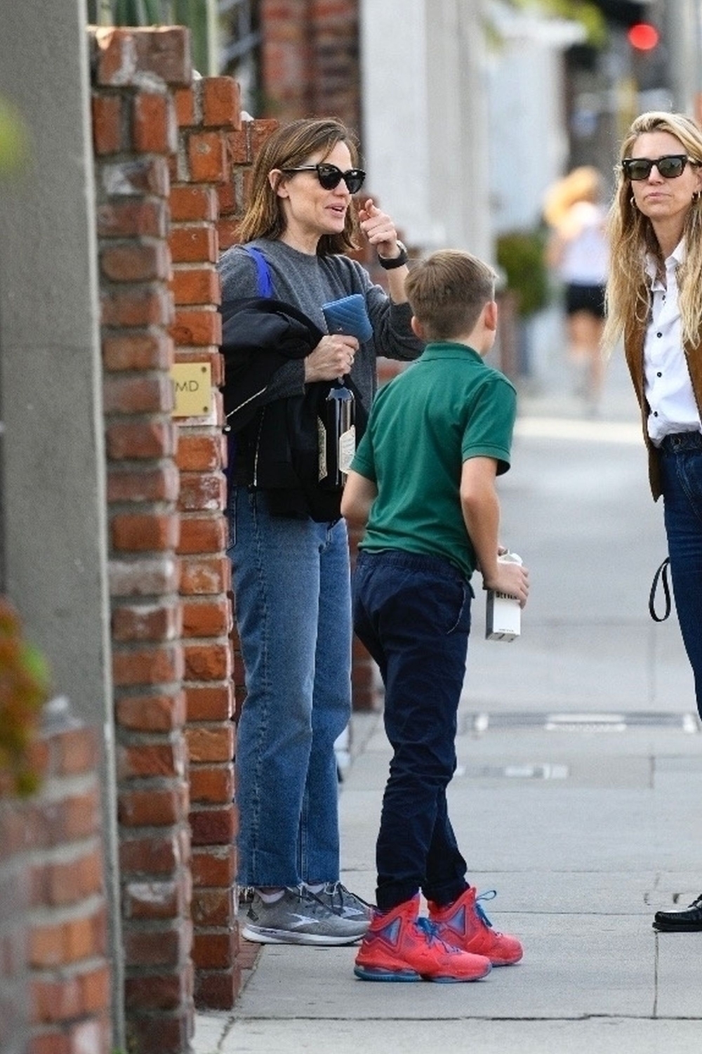 Click to view full size image
==============
April-17-Out-and-About-with-Samuel-In-Santa-Monica-109.jpg April-17-Out-and-About-with-Samuel-In-Santa-Monica-109.jpg