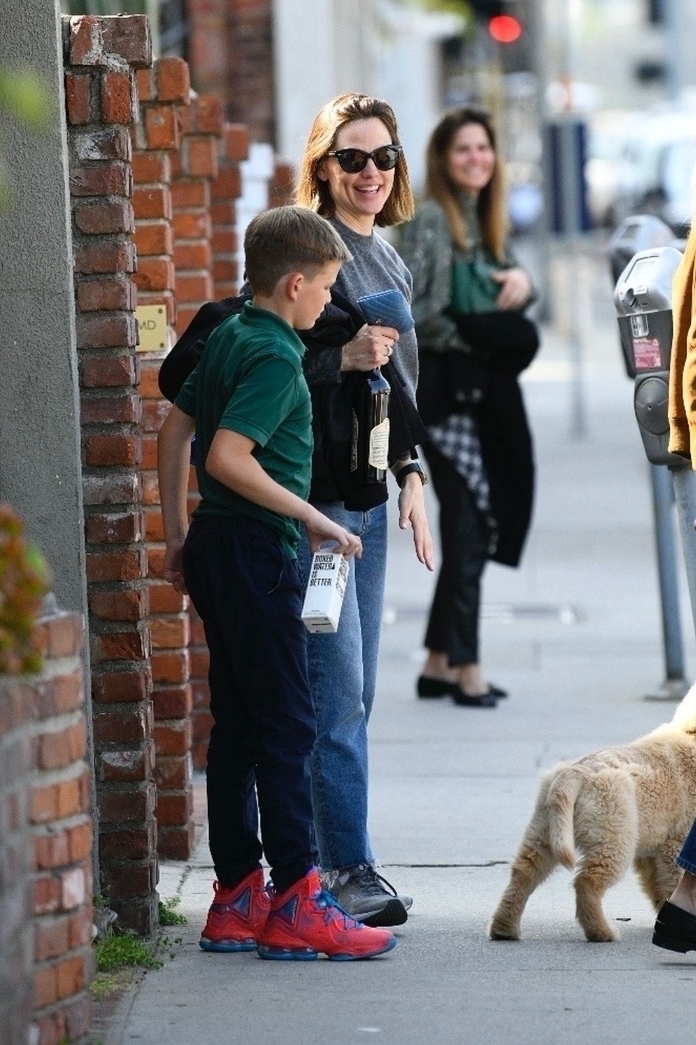 Click to view full size image
==============
April-17-Out-and-About-with-Samuel-In-Santa-Monica-120.jpg April-17-Out-and-About-with-Samuel-In-Santa-Monica-120.jpg