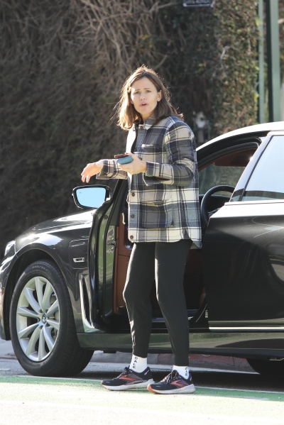 January-19-Out-and-About-in-Santa-Monica-061.jpg