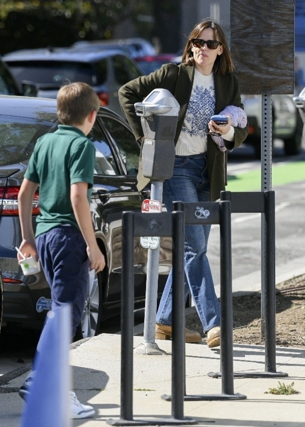24-Mar-Out-and-About-in-Santa-Monica-with-Samuel-10.jpg