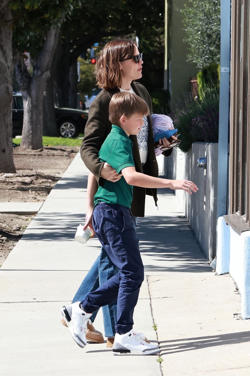 24-Mar-Out-and-About-in-Santa-Monica-with-Samuel-44.jpg
