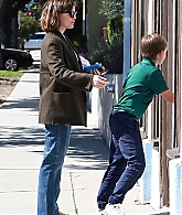 24-Mar-Out-and-About-in-Santa-Monica-with-Samuel-45.jpg