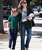 24-Mar-Out-and-About-in-Santa-Monica-with-Samuel-50.jpg