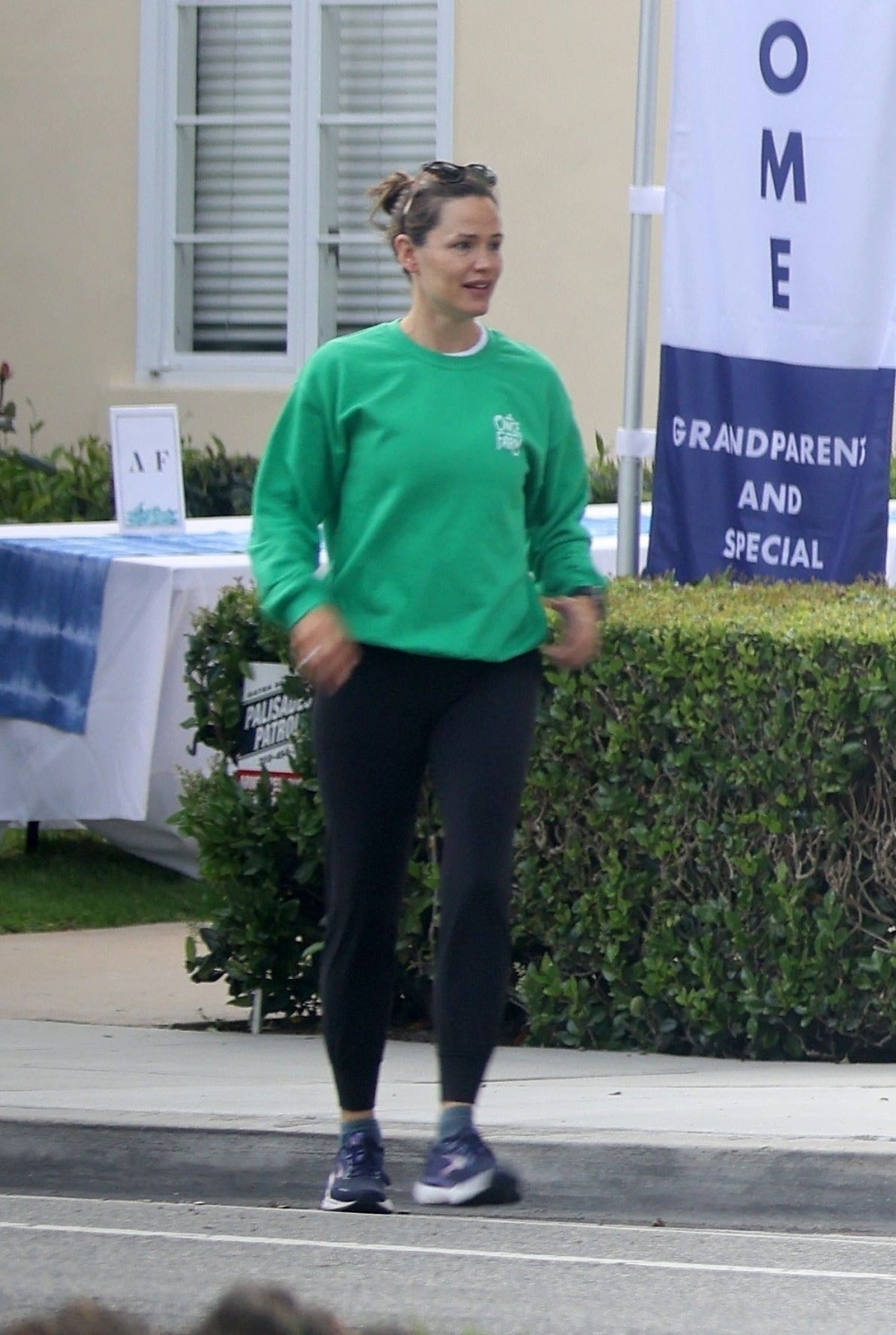 12-Out-And-About-in-LA-11.jpg