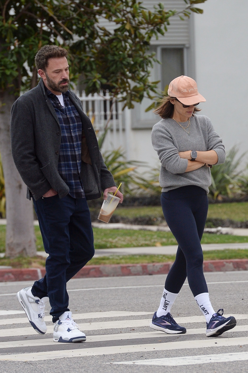 17-Spotted-with-Ben-Affleck-in-LA-17.jpg