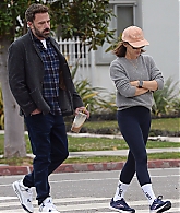 17-Spotted-with-Ben-Affleck-in-LA-17.jpg
