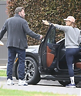 17-Spotted-with-Ben-Affleck-in-LA-39.jpg
