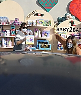 Filename=Dec-13-Baby2Baby-s-Holiday-Drive-Thru-Distribution-Presented-By-FRAME-05.jpg
Filesize=1004KiB
Dimensions=4928x3280
Date added=Apr 02, 2023 Dec-13-Baby2Baby-s-Holiday-Drive-Thru-Distribution-Presented-By-FRAME-05.jpg