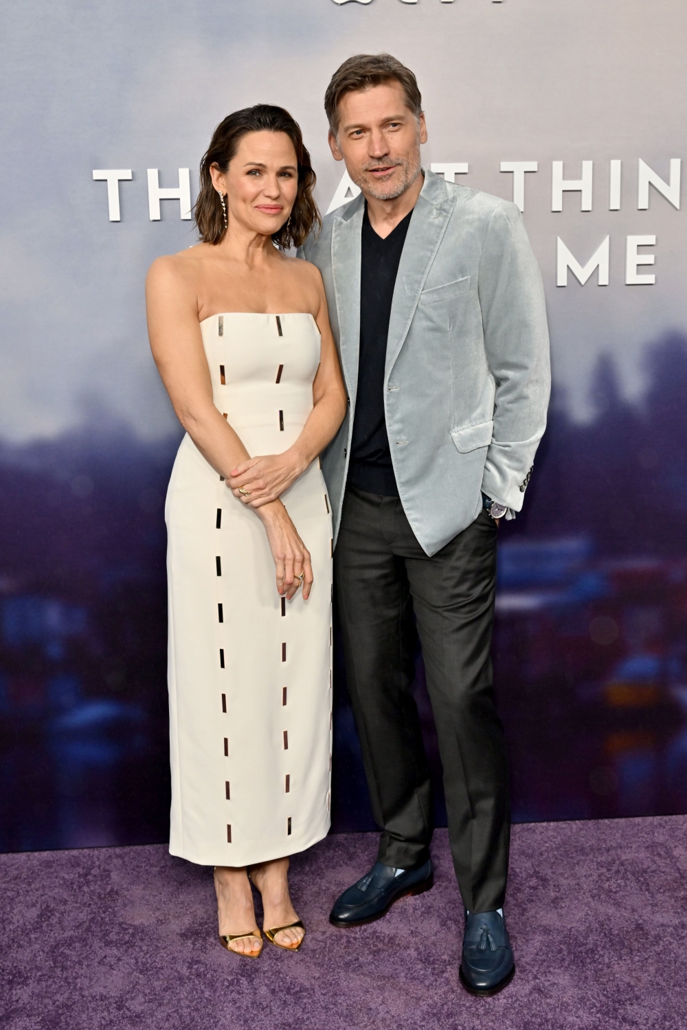 13-April-The-Last-Thing-He-Told-Me-Premiere-Red-Carpet-350.jpg