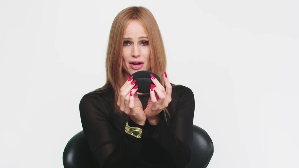 Click to view full size image
==============
Jennifer-Reacts-to-Tik-Tok-Trends-Allure-286.jpg Jennifer-Reacts-to-Tik-Tok-Trends-Allure-286.jpg