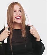 Jennifer-Reacts-to-Tik-Tok-Trends-Allure-198.jpg