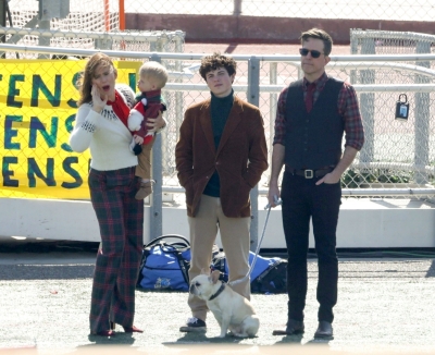 Click to view full size image
==============
On-Set-February-22-039.jpg On-Set-February-22-039.jpg