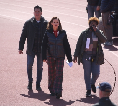 Click to view full size image
==============
On-Set-February-22-048.jpg On-Set-February-22-048.jpg
