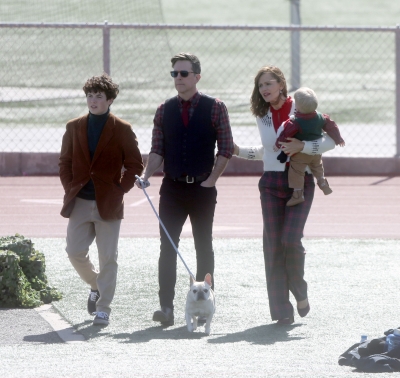 Click to view full size image
==============
On-Set-February-22-057.jpg On-Set-February-22-057.jpg