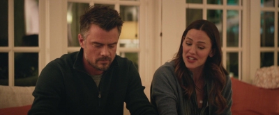 Click to view full size image
==============
Love-Simon-032.jpg Love-Simon-032.jpg