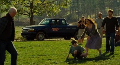 Click to view full size image
==============
The-Odd-Life_of-Timothy-Green-0718.jpg The-Odd-Life_of-Timothy-Green-0718.jpg