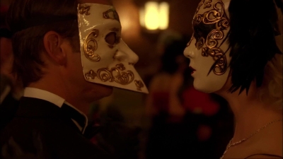 Click to view full size image
==============
18-Masquerade-239.jpg 18-Masquerade-239.jpg
