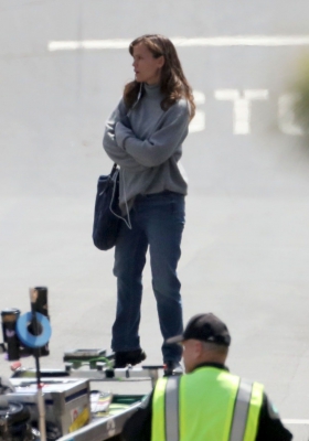 On-Set-The-Last-Thing-He-Told-Me-May-09-014.jpg