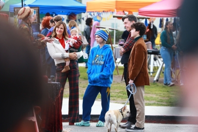 Click to view full size image
==============
On-Set-Family-Leave-Jan-30-020.jpg On-Set-Family-Leave-Jan-30-020.jpg