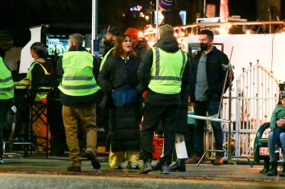 On-Set-Family-Leave-Feb-08-14.jpg