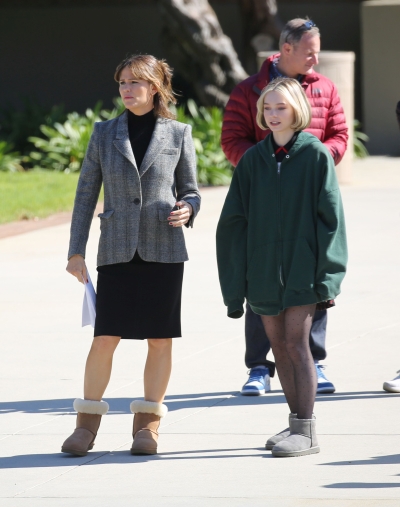 Click to view full size image
==============
On-Set-February-15-20.jpg On-Set-February-15-20.jpg