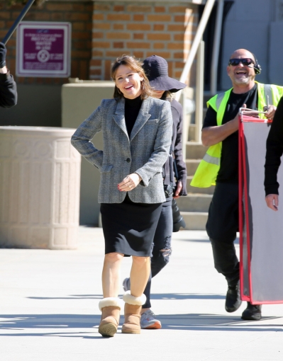 Click to view full size image
==============
On-Set-February-15-22.jpg On-Set-February-15-22.jpg