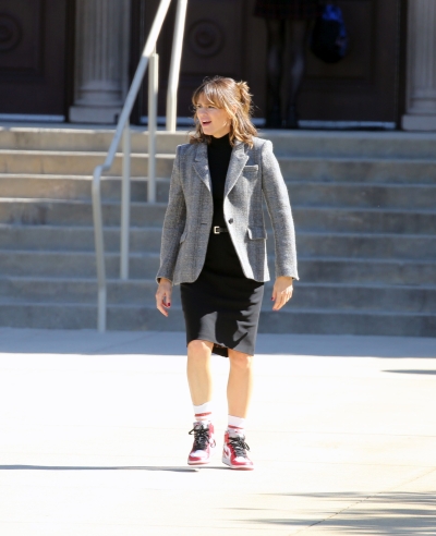 Click to view full size image
==============
On-Set-February-15-36.jpg On-Set-February-15-36.jpg