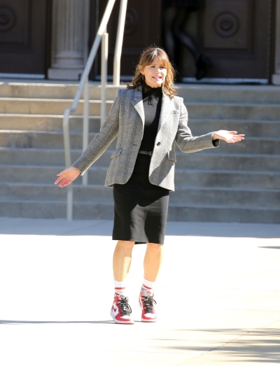 Click to view full size image
==============
On-Set-February-15-38.jpg On-Set-February-15-38.jpg
