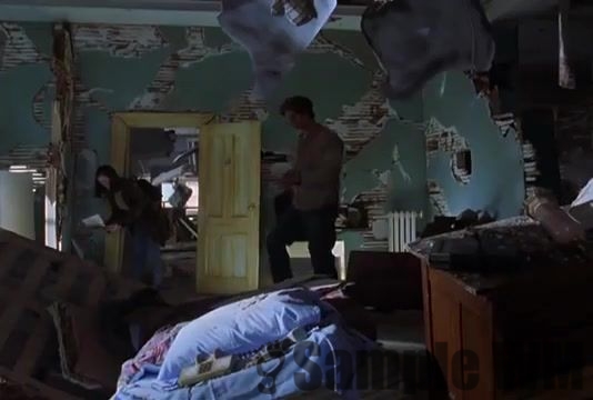 Aftershock-Earthquake-in-New-York-Part-2-018.jpg Aftershock-Earthquake-in-New-York-Part-2-018.jpg