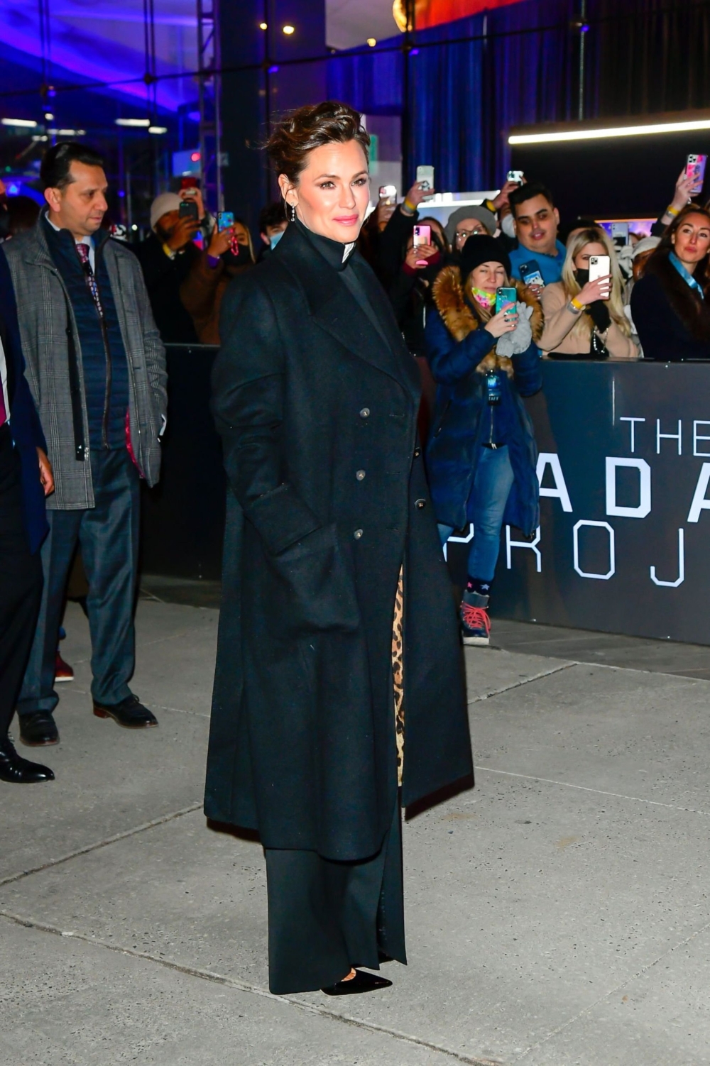 Click to view full size image
==============
Feb-28-Arrives-_to-the-premiere-of-The-Adam-Project-at-NY_-_05.jpg Feb-28-Arrives-_to-the-premiere-of-The-Adam-Project-at-NY_-_05.jpg