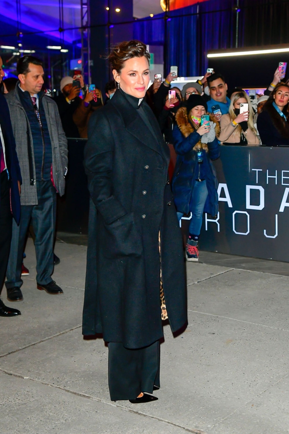 Click to view full size image
==============
Feb-28-Arrives-_to-the-premiere-of-The-Adam-Project-at-NY_-_06.jpg Feb-28-Arrives-_to-the-premiere-of-The-Adam-Project-at-NY_-_06.jpg