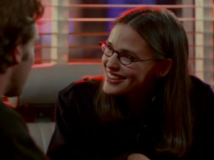 S01E09-Thanksgiving-070.jpg S01E09-Thanksgiving-070.jpg
