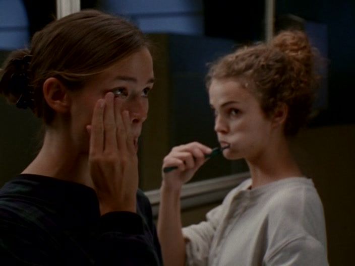 S01E09-Thanksgiving-103.jpg S01E09-Thanksgiving-103.jpg