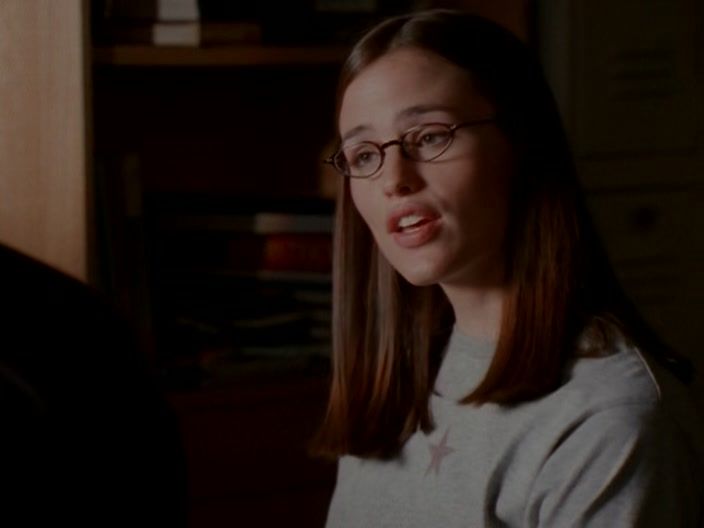 S01E09-Thanksgiving-170.jpg S01E09-Thanksgiving-170.jpg