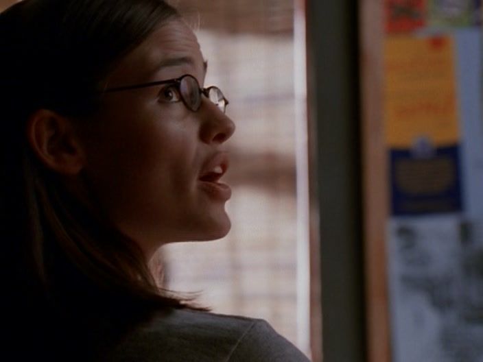 S01E09-Thanksgiving-186.jpg S01E09-Thanksgiving-186.jpg