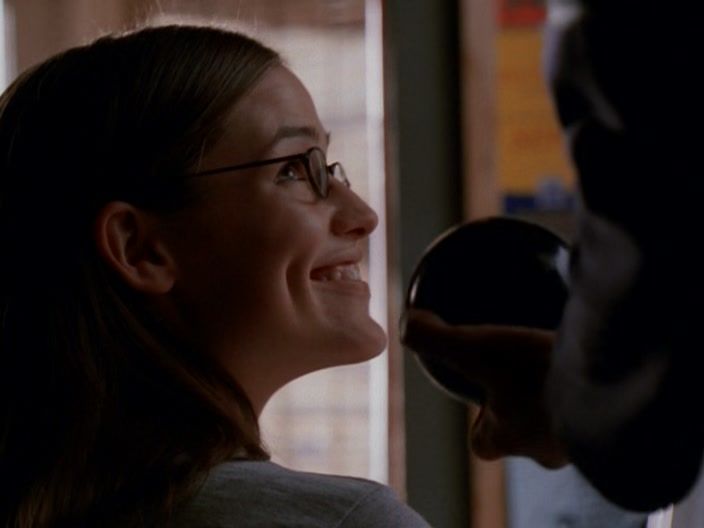 S01E09-Thanksgiving-189.jpg S01E09-Thanksgiving-189.jpg