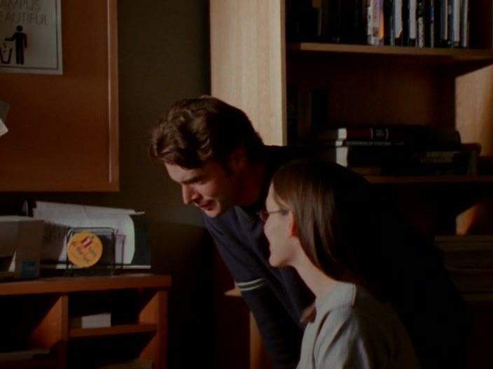 S01E09-Thanksgiving-190.jpg S01E09-Thanksgiving-190.jpg