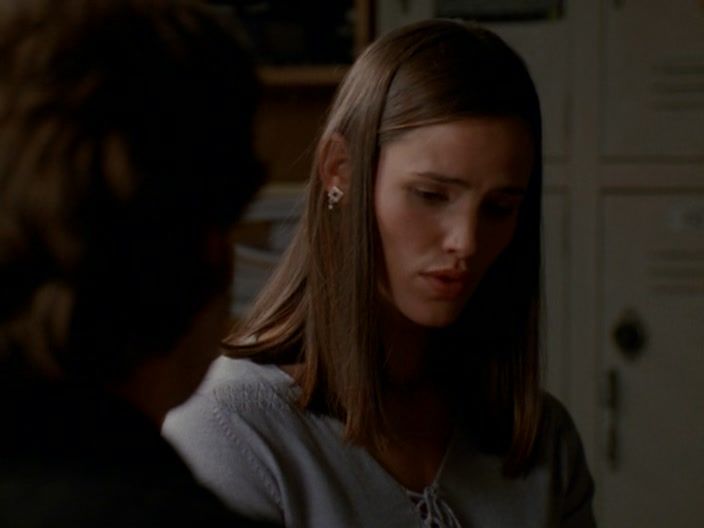 S01E09-Thanksgiving-203.jpg S01E09-Thanksgiving-203.jpg