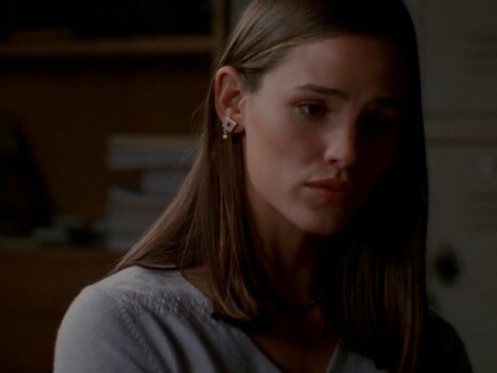 S01E09-Thanksgiving-212.jpg S01E09-Thanksgiving-212.jpg