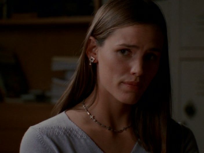 S01E09-Thanksgiving-219.jpg S01E09-Thanksgiving-219.jpg