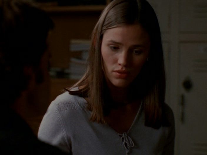 S01E09-Thanksgiving-234.jpg S01E09-Thanksgiving-234.jpg