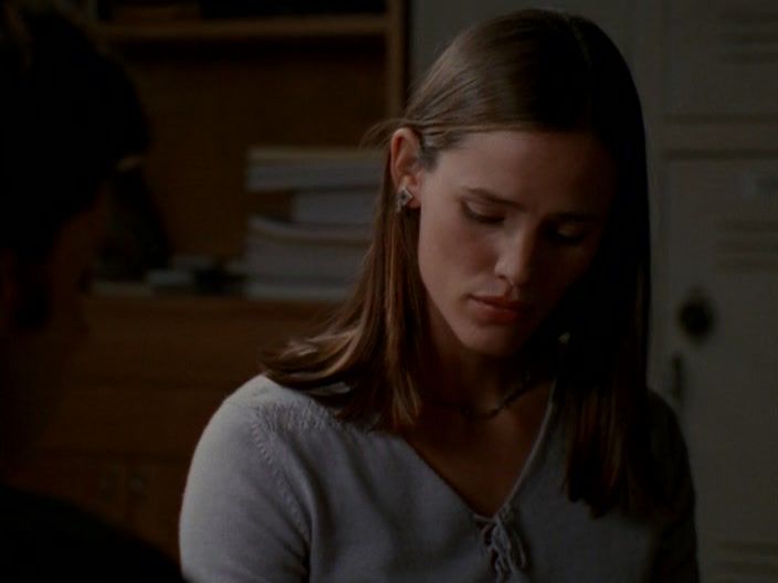 S01E09-Thanksgiving-239.jpg S01E09-Thanksgiving-239.jpg