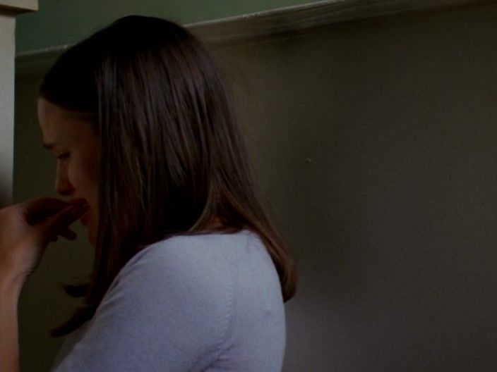 S01E09-Thanksgiving-247.jpg
