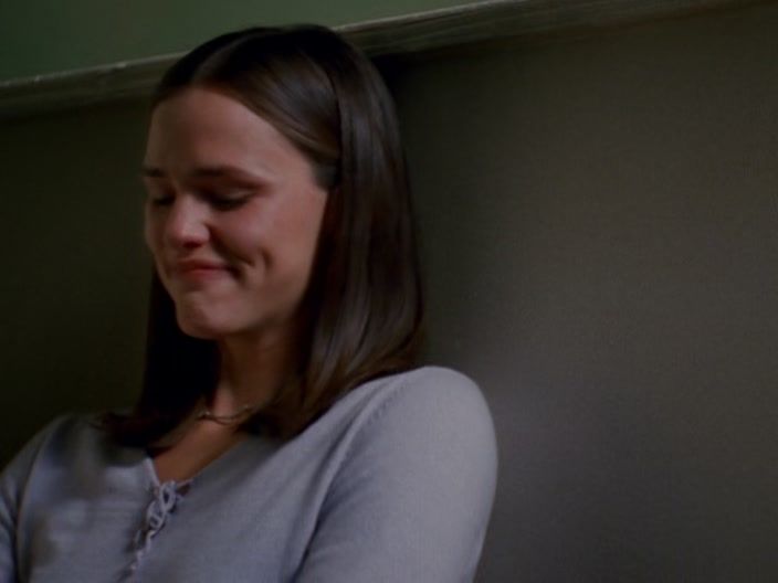 S01E09-Thanksgiving-271.jpg S01E09-Thanksgiving-271.jpg