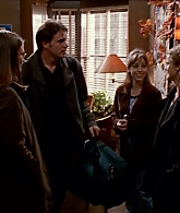 S01E09-Thanksgiving-012.jpg