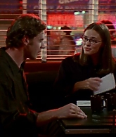 S01E09-Thanksgiving-080.jpg