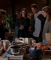 S01E09-Thanksgiving-157.jpg