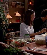 S01E09-Thanksgiving-293.jpg
