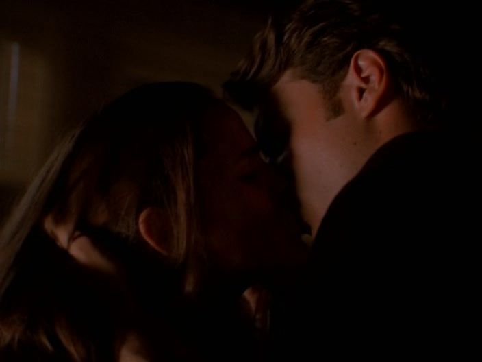 S01E16-The-Fugue-179.jpg S01E16-The-Fugue-179.jpg